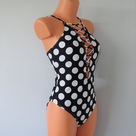 La Blanca Island Goddess High Neck 1Pc Swimsuit - Picture 2 of 4